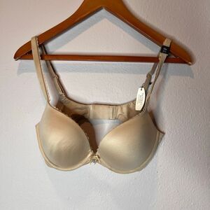 Victoria’s Secret push up full coverage padded new with tags very soft
